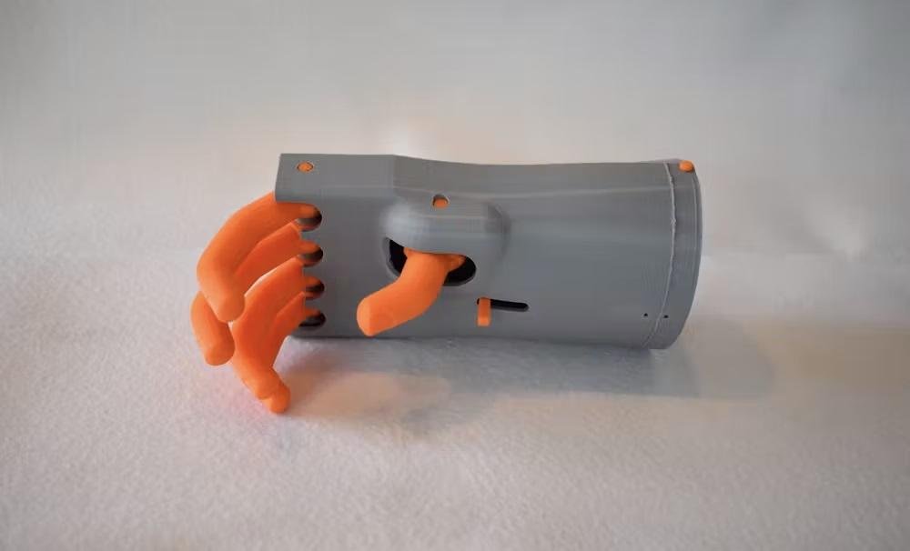 Researchers recreate 16th-century prosthetic hand with 3D printing to explore historical amputee life