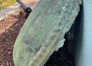 Mysterious 17th-century object may be primitive submarine used to salvage loot from a sunken ship