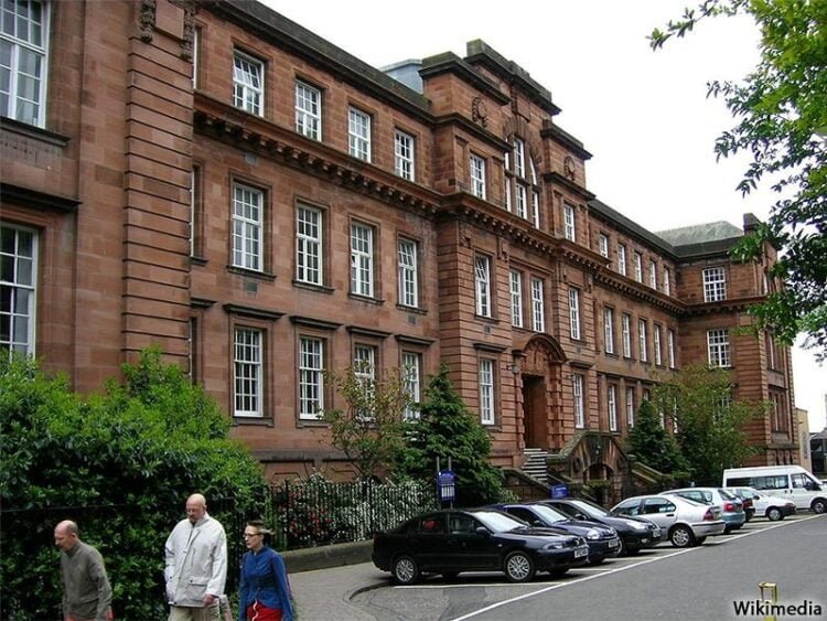 University of Dundee Global Excellence Scholarships in UK, 2022