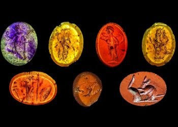 30 Roman engraved gems discovered at Hadrian's Wall bathhouse site