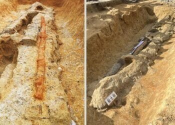 Giant 2.3-meter dakoken sword discovered In Japan