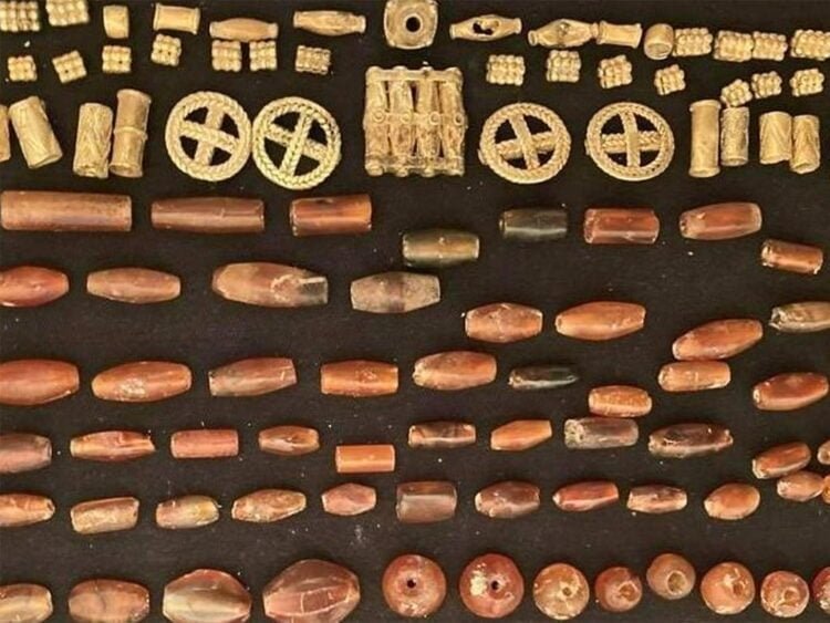 Archaeologists discovered gold necklaces in Bronze Age tomb