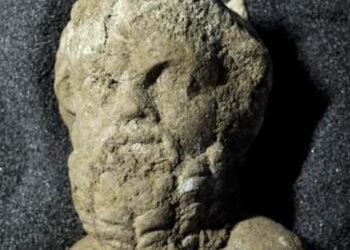 Archaeologists unearthed bust of greek god of wine making in England