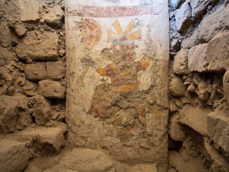 Archaeologists unearth 1,400-year-old mural of 2-faced men in Peru