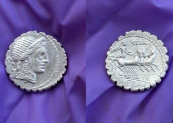 27 Silver denarii discovered on remote Italian island