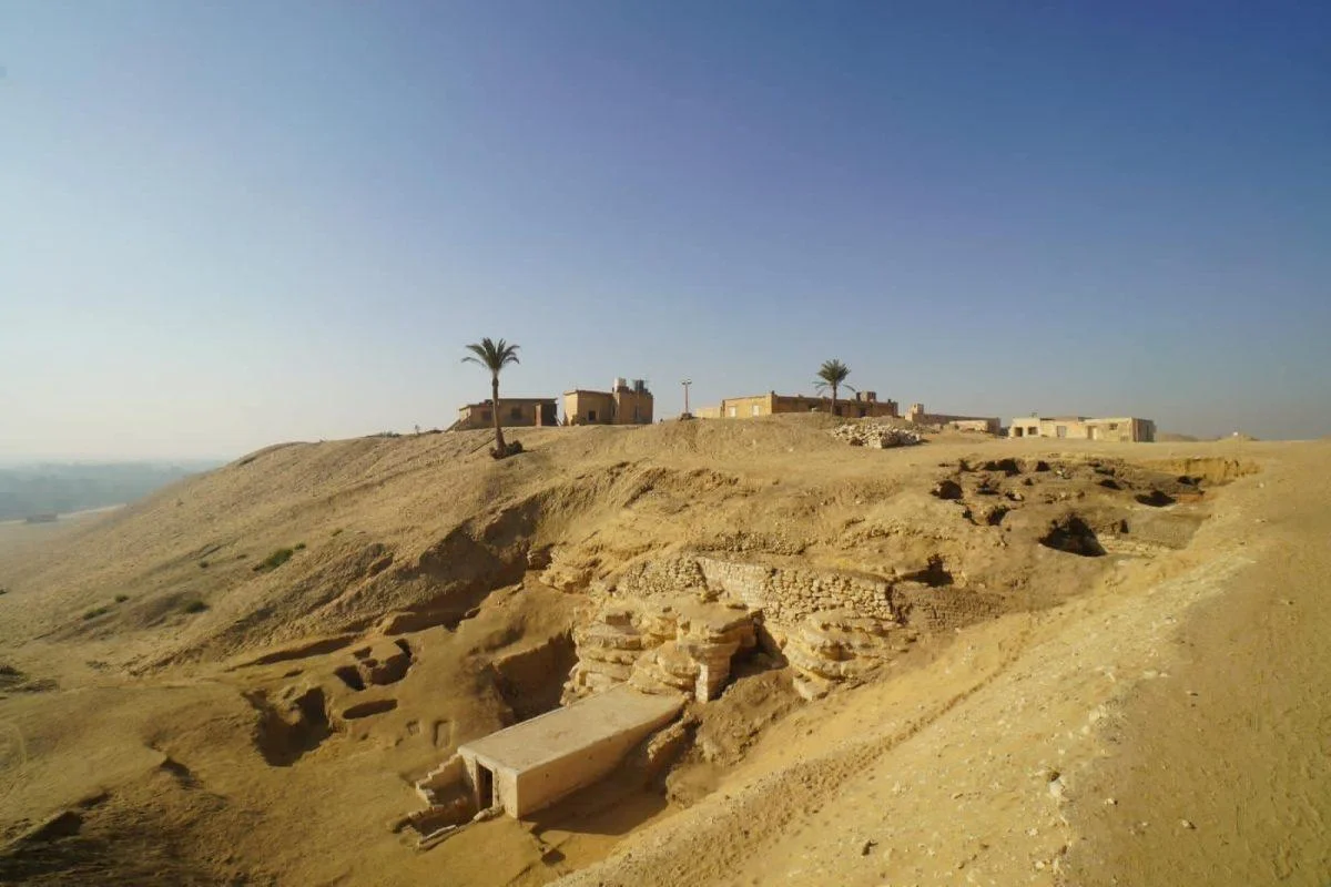 Egypt-Japan mission reveals 4,000-year-old tomb and artifacts in Saqqara