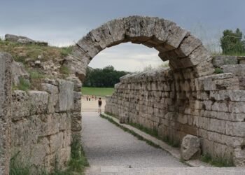 Excavation reveals astonishing Hellenistic period sanctuary in Larissa