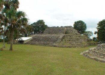 Ancient Maya sacrificial victim discovered with jade ring in Mexico