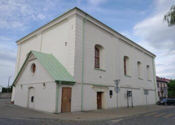 Historic Jewish mikveh unearthed in Polish nightclub basement