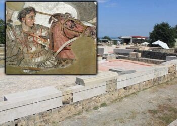 Alexander the Great's bathroom discovered at Aigai Palace in Greece