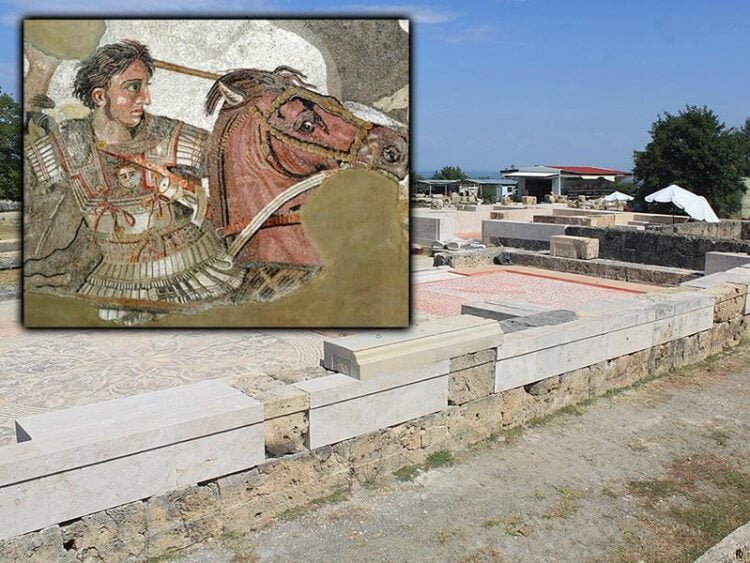 Alexander the Great's bathroom discovered at Aigai Palace in Greece