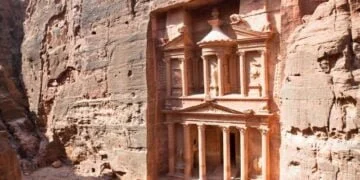Al-Khazneh (The Treasury), Petra, Jordan