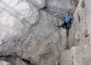Archaeologists uncover massive ancient moat in Jerusalem, solving 150-year-old mystery