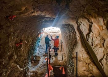 Mysterious ancient tunnel discovered in Jerusalem puzzles archaeologists