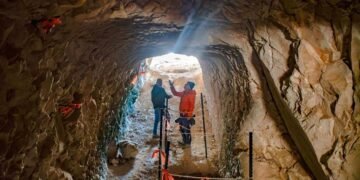 Mysterious ancient tunnel discovered in Jerusalem puzzles archaeologists