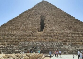 Air-filled anomalies in the Menkaure Pyramid may point to a second entrance