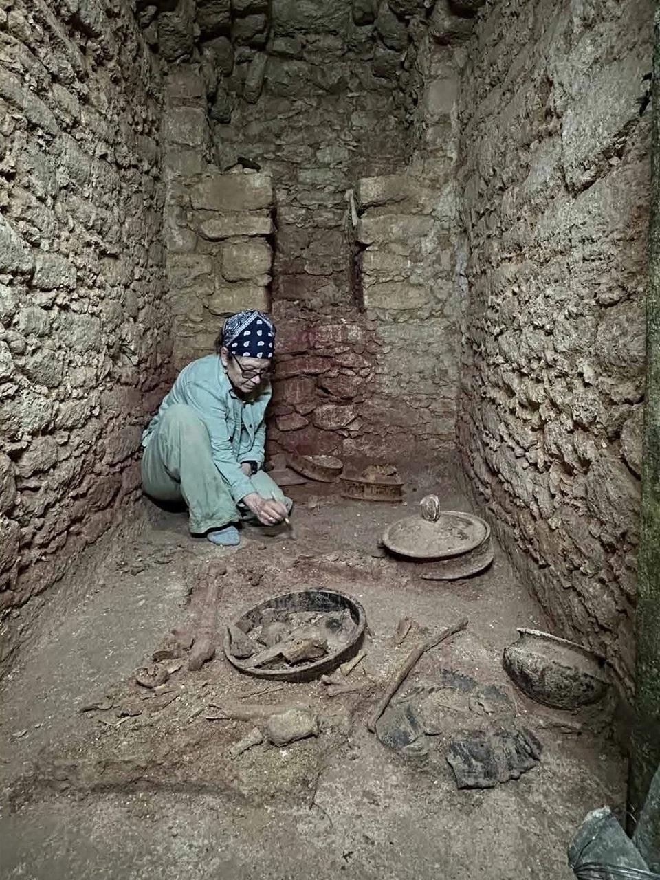 1,600-year-old tomb of Caracol’s founding king Te K’ab Chaak unearthed in Belize jungle