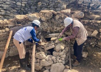 Chachapoya funerary structure and offerings unearthed in northern Kuélap, Peru