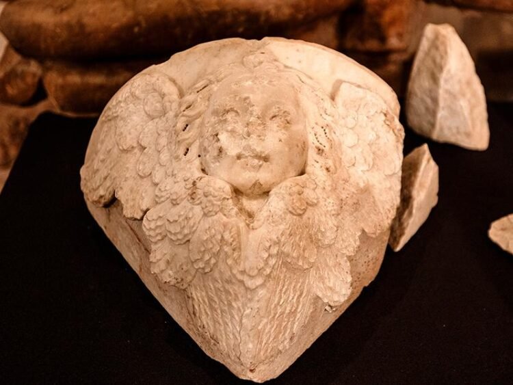 Rare cherubs made by Italian Renaissance master discovered at Visegrád Castle