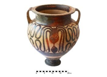 Elite Late Bronze Age tombs at Hala Sultan Tekke reveal Cyprus’s vast ancient trade network