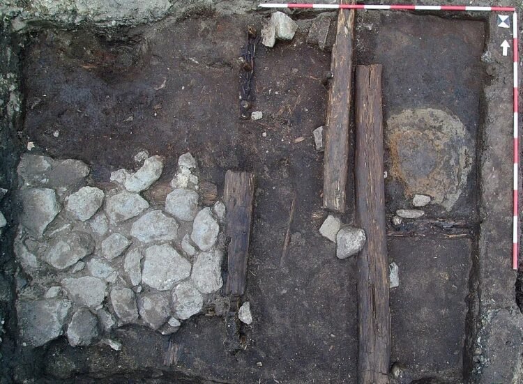 Rare gold-decorated shoe and medieval workshops discovered in Třebíč excavation in the Czech Republic