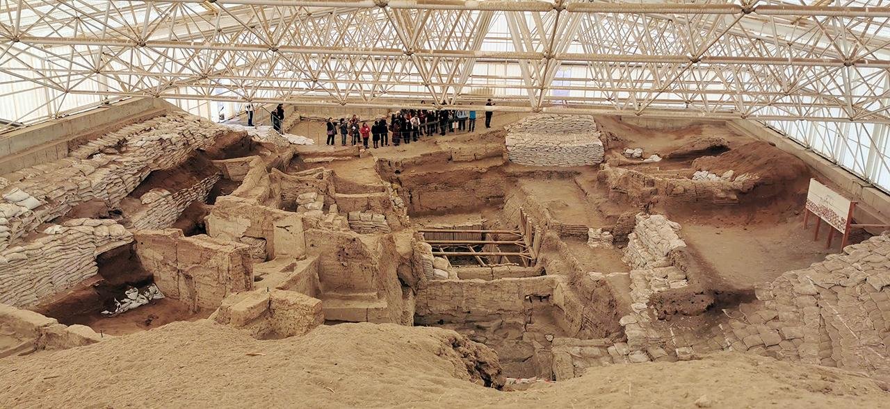 DNA reveals female-centered society in 9,000-year-old Neolithic city of Çatalhöyük