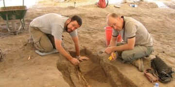 DNA reveals female-centered society in 9,000-year-old Neolithic city of Çatalhöyük