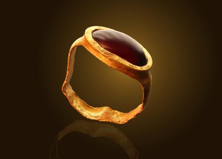 Ancient gold ring from Second Temple period unearthed in Jerusalem’s City of David