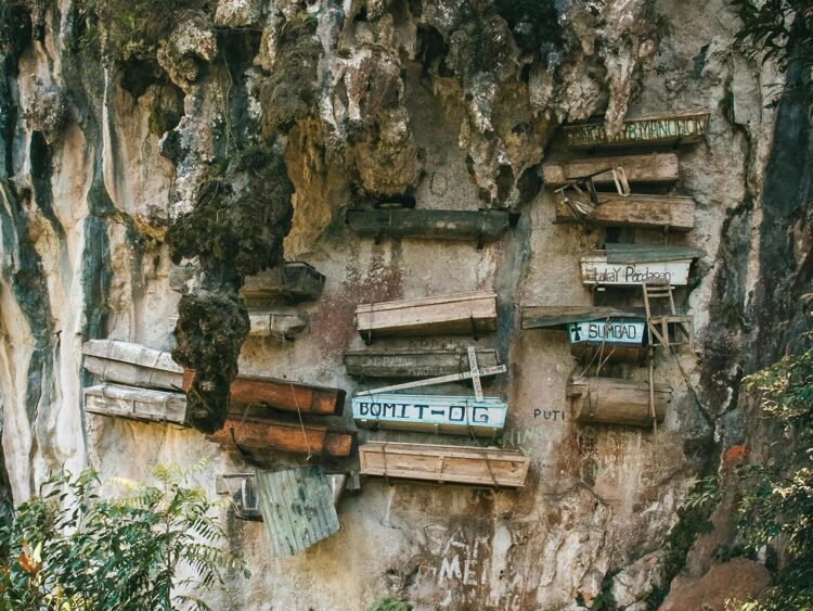 Ancient DNA uncovers the true origins of China’s mysterious Hanging Coffin tradition