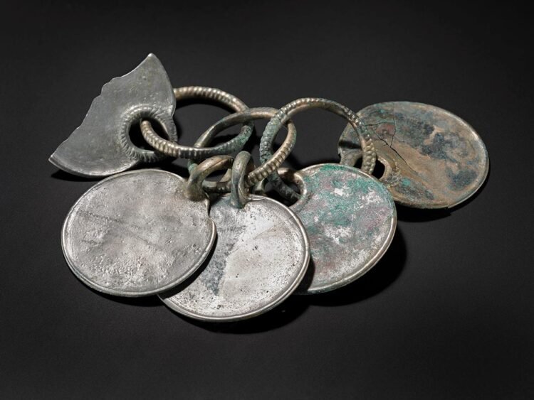 Hidden shine of the Peebles Hoard: Bronze Age treasures reveal a 3,000-year-old silvery secret