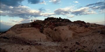 A large hidden hydraulic system mapped around the Urartian fortress of Argishtikhinili in Armenia