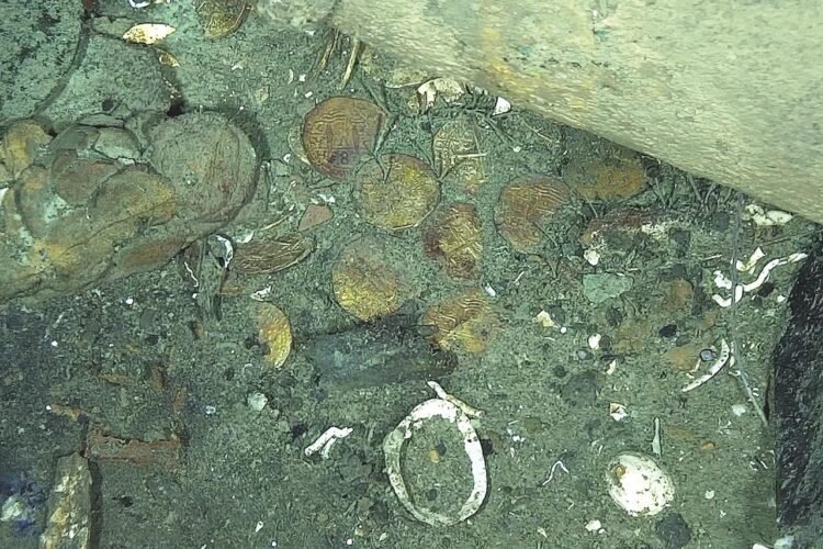Gold coins may reveal identity of San José galleon, the ‘world’s richest shipwreck