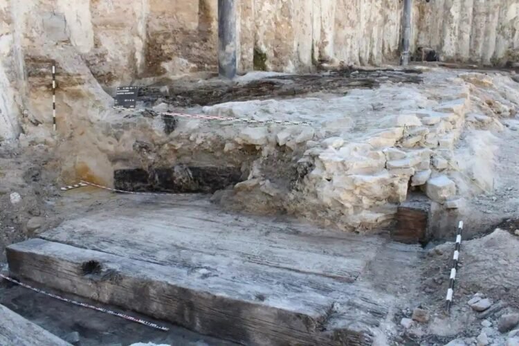 2,300-year-old Iron Age riverside structure discovered beneath German city astonishes archaeologists