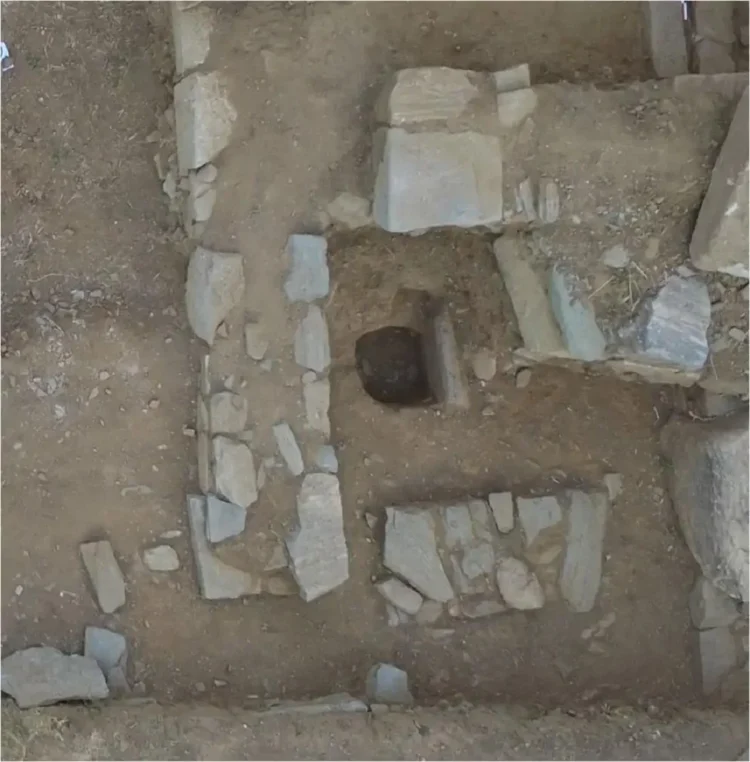 Slag from Paleopolis on Andros points to iron weapon and tool making during Macedonian rule in the 4th–3rd century BCE