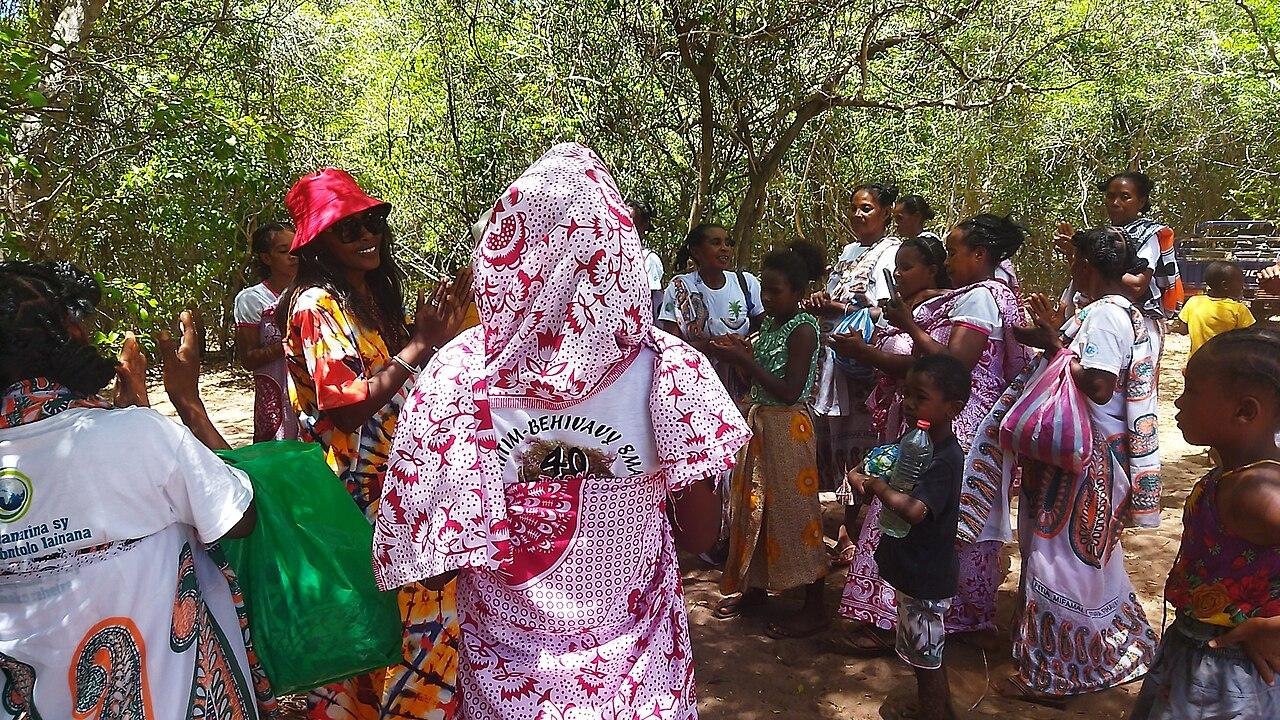 France returns skulls of beheaded King Toera and Indigenous warriors to Madagascar after 128 years