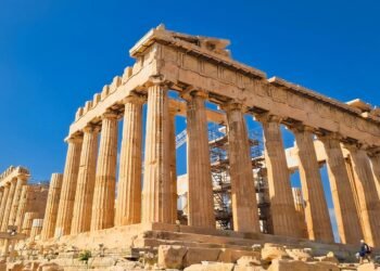 Shepherd's graffiti reveals new insights into the mystery of the lost Acropolis temple