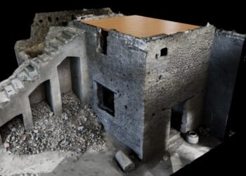 Digital archaeology reveals lost Pompeii towers rising above elite Roman villas