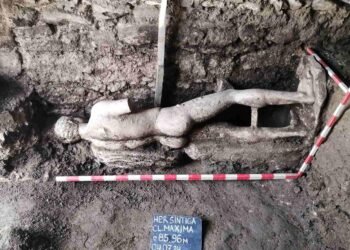Exceptional marble statue uncovered in Heraclea Sintica