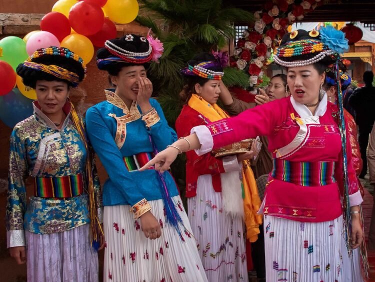 Ancient DNA reveals prehistoric matrilineal society shaped Neolithic China’s burial practices