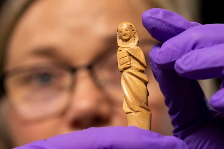 Rare medieval hair-styling tool unearthed at Eilean Donan Castle reveals personal grooming practices in Scotland