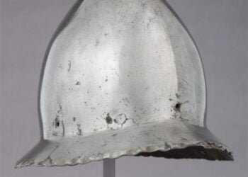 Archaeologists recover late medieval helmet off Sicilian coast