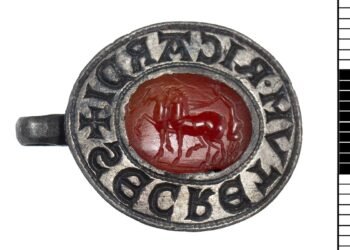 Rare medieval seal from the UK bears 'Richard’s Secret' inscription and Roman-era gemstone
