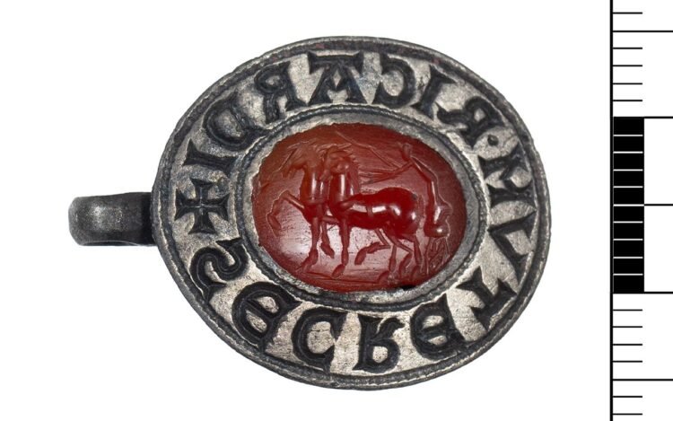 Rare medieval seal from the UK bears 'Richard’s Secret' inscription and Roman-era gemstone