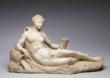 1,800-year-old water nymph statue discovered in Turkey's Amasra