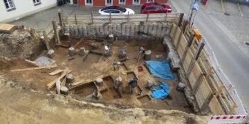 oldest Mithraic sanctuary in Bavaria discovered in Regensburg’s Roman old town