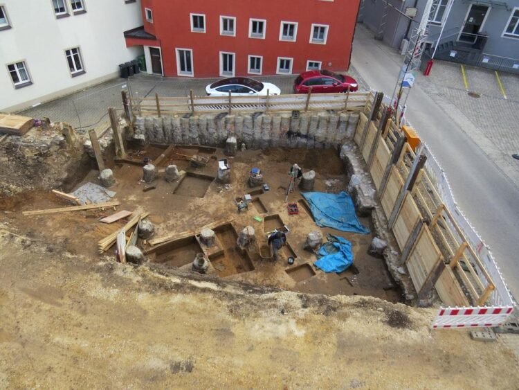 oldest Mithraic sanctuary in Bavaria discovered in Regensburg’s Roman old town
