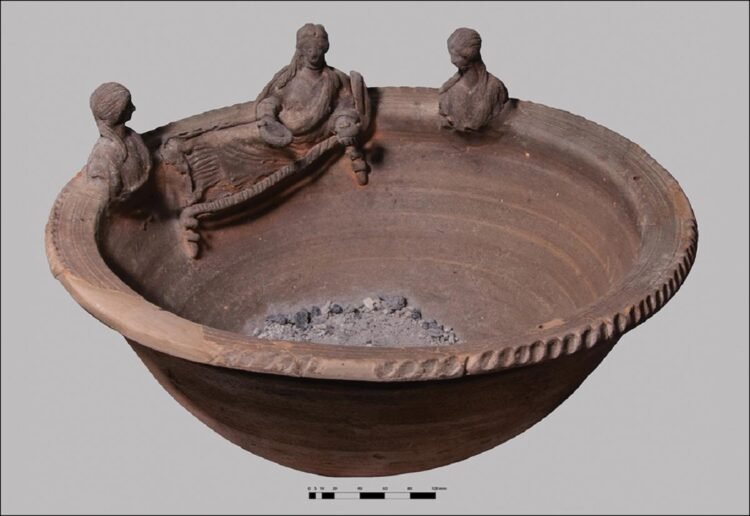 Pompeii ash analysis reveals Romans burned wine and imported frankincense in household rituals
