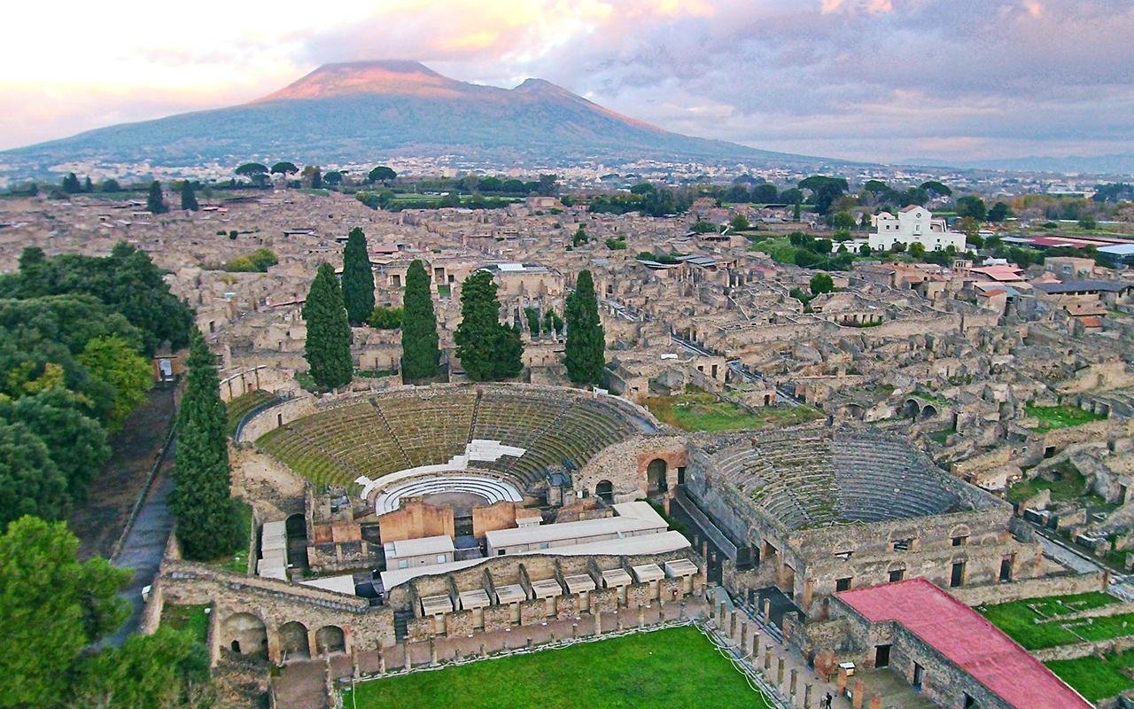 Pompeii after Vesuvius: archaeologists uncover centuries of post-eruption reoccupation