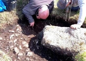 Archaeological excavation reveals quartz path in Dartmoor