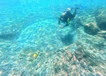 Submerged Roman bathhouse in Baiae may be Cicero’s lost thermal baths